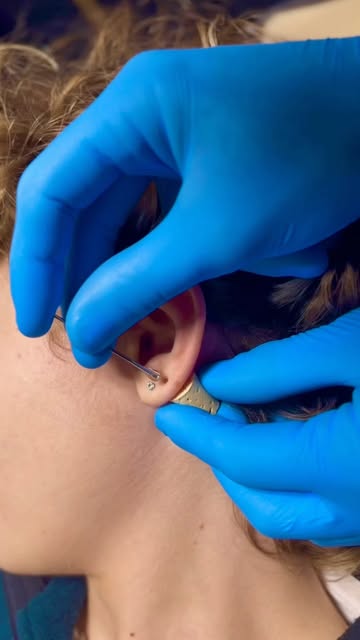 Second Lobe Piercing📌
(Pierced by @charles.aka.1million.nam