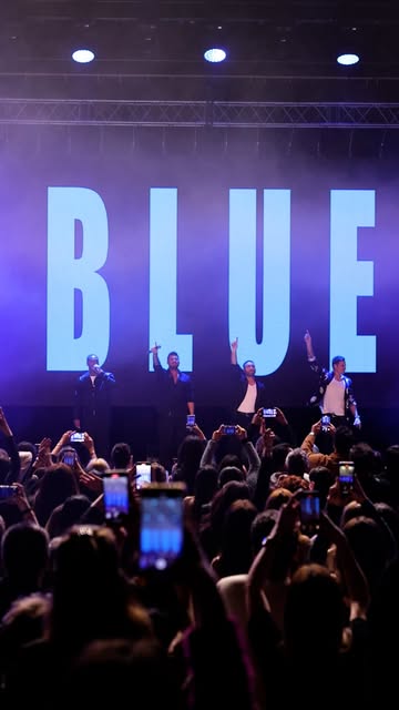 BLUE was in İstanbul!
@officialblue
🎥💻 @akinbaraneren
�