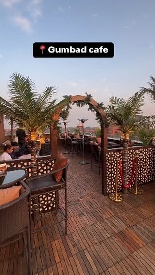 The most amazing cafe in delhi with a heritage view ✨❤️
.
📍