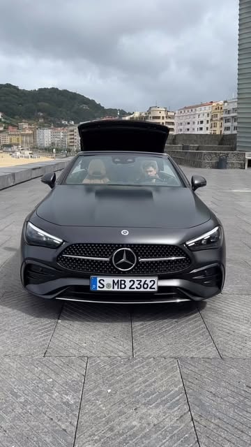 NEW CLE-CABRIOLET!
This is how you open the roof of the all