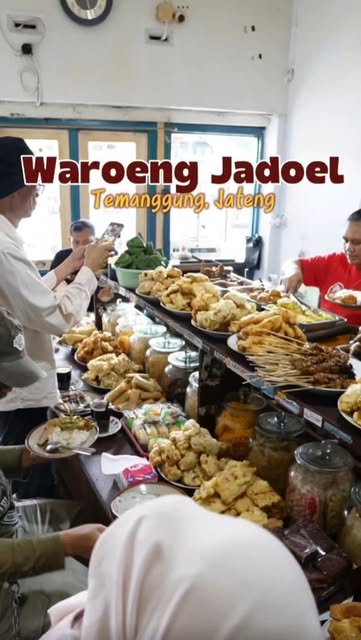 Sarapan di Warung Makan Usia 200 Th di Temanggung, yang biki
