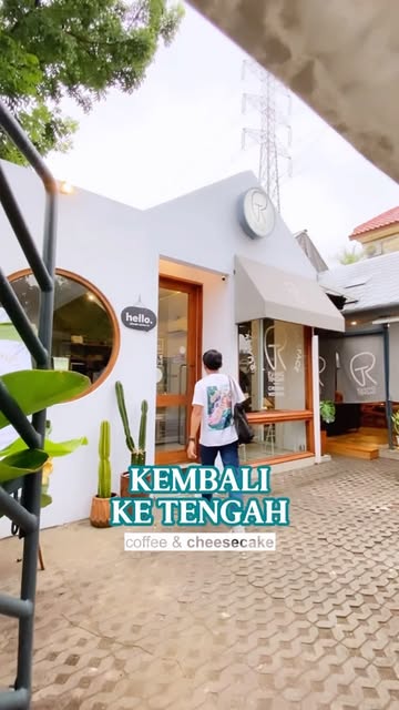 Salah satu tempat nongkrong yang jadi pilihan untuk dikunjun