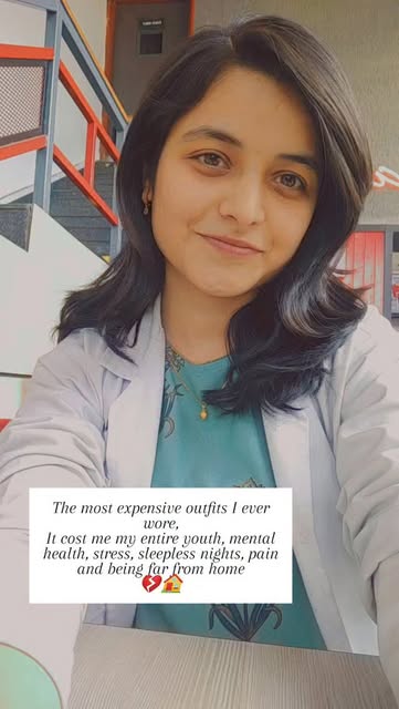 But feeling proud of how far I've come 🙌😌❤️👁️
.
.
.
.
.