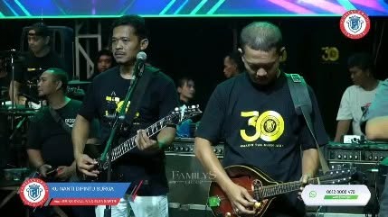 Sedih amat sih part nya adek ecaa 🥺
Di akhir lagu rada lupa