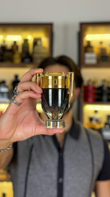El nuevo «Invictus Parfum» de @rabanne me gustó mucho más de
