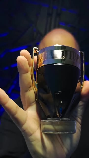 Invictus Parfum de Rabanne @rabanne