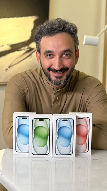 ٤ جوالات ايفون ١٥
كل يوم احد نسحب جوال
السحب على ستوري انس
