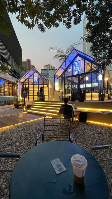 - NEW - KOPI NAKO MUSEUM SATRIA MANDALA.
Spot Santai Gatot