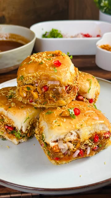 Dabeli Recipe - Perfect snacks for a rainy day
Ingredients-