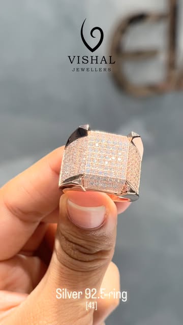 Silver 92.5 gents ring
#w:16.700;52
Made in pure silver wel