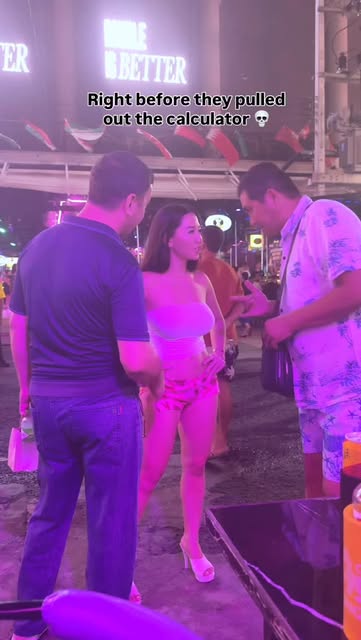 POV: ur a female Asian tourist in Thailand 🤣