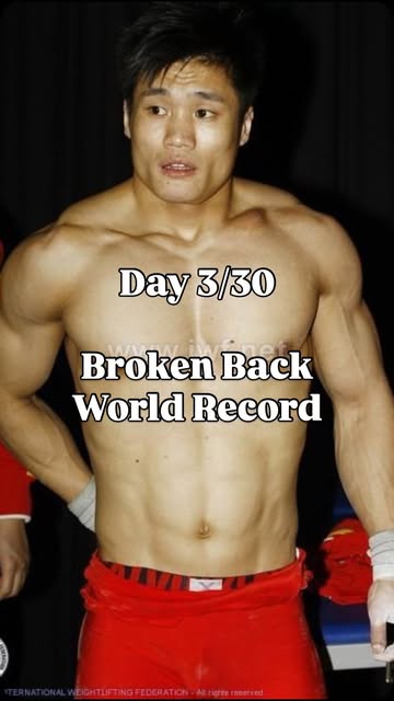 207kg with a broken back
Iconic moment from @luxiaojunoffi