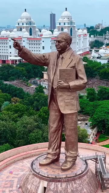 Jay Bhim✊ Ambedkar Statue in Hyderabad.
#ambedkar #ambedkar