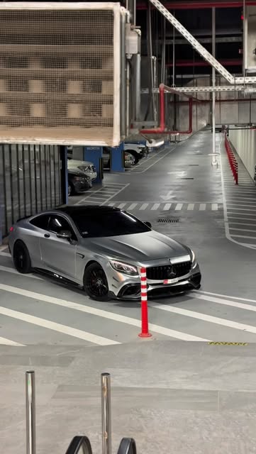 S63 Coupe 🦈
#s63amgcoupé #s63coupe #abudhabi🇦🇪