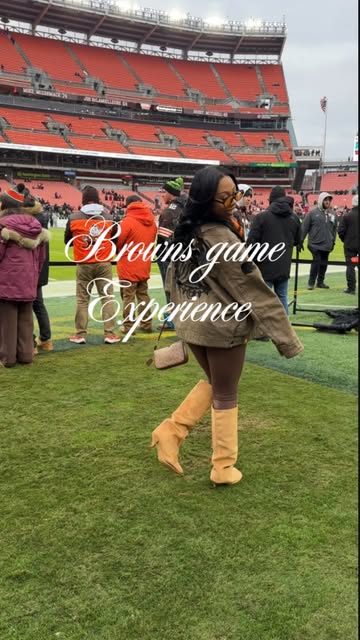 My first @clevelandbrowns game🤎🧡!!! There’s not enough wor