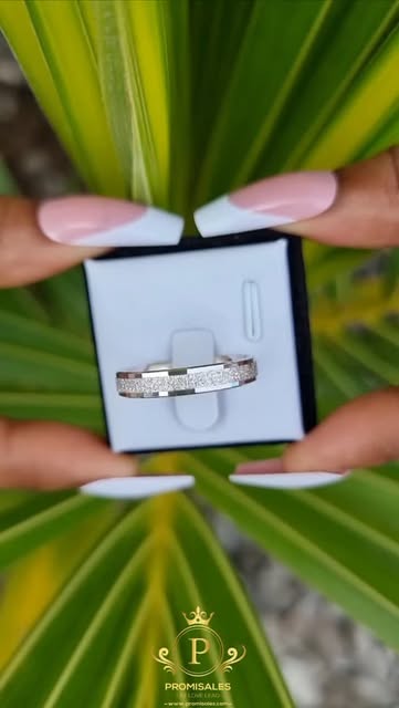 Sterling Silver Male Ring
PRICE Gh600
🚚 Free Nationwide D