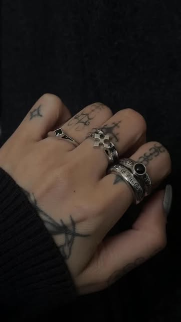 You can never have enough rings. Shop up to 40% OFF using th