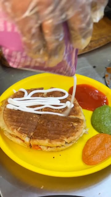 Dabeli Secret Masala …
.
.
.
#foodie #cococola #viraltre