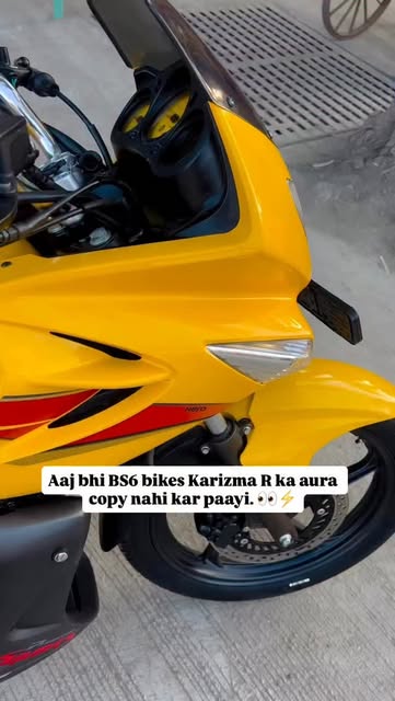 No BS6 bike can match the vibe of Karizma R. 🖤🔥
#karizmab