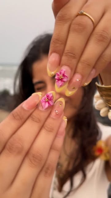 Island nail inspo☀️🌺✨
Comment for location!!
.
.
.
[nails,