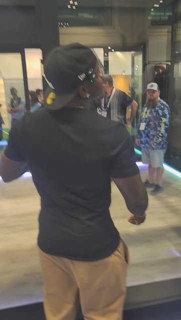 You never know who's going to Slide up.
Thanks to @dababy