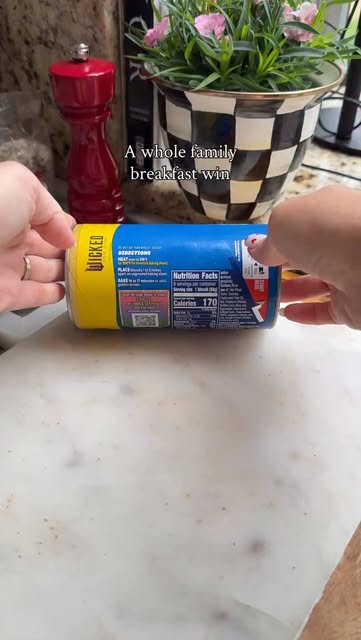 These ham and cheese biscuits are a delicious weekday breakf