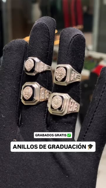 Aquí les traje anillos de graduación de la universidad #uasd