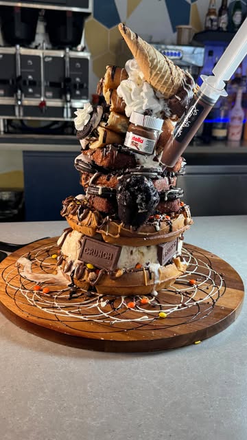 🧇 There are Waffles 🧇 and then there are 🤩 WAFFLE TOWERS