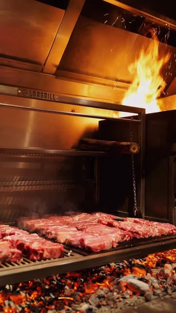 Do fogo da parrilla ao prato, o bife ancho pede ponto certo,
