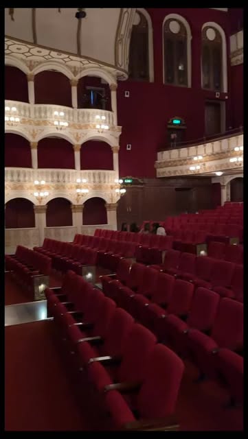 Mission accomplished👀
(theatre reels, empty auditorium, fu