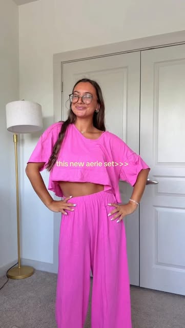 This new aerie set is SO GOOD!! I got a XS short in the bott