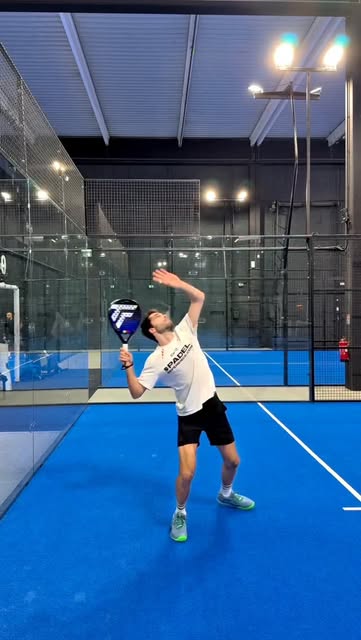 PADEL ART.
🤝🏼 @romainsichez @julesmarie_tennis @tapia