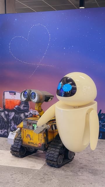 the most precious sight i’ve ever seen - WALL•E and EVE at t