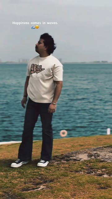 Happiness comes in waves. 🌊😊 #doha #dohaqatar🇶🇦 #viralre
